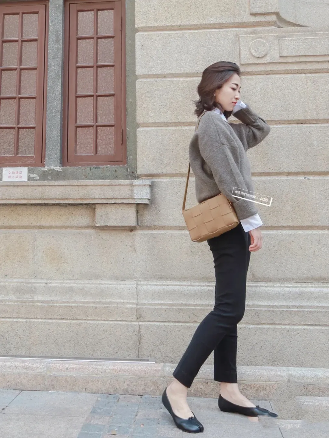 Super practical square crossbody bag with wide adaptability, unisex and the first choice for commuting and street photography ❤️🧡💛💚💙🤎🖤💜 Various colors to meet all matching needs